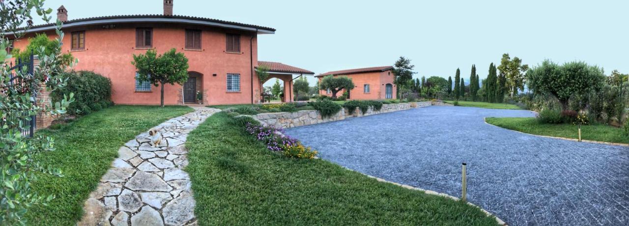 Casale Appia Bed & Breakfast Латина Екстериор снимка